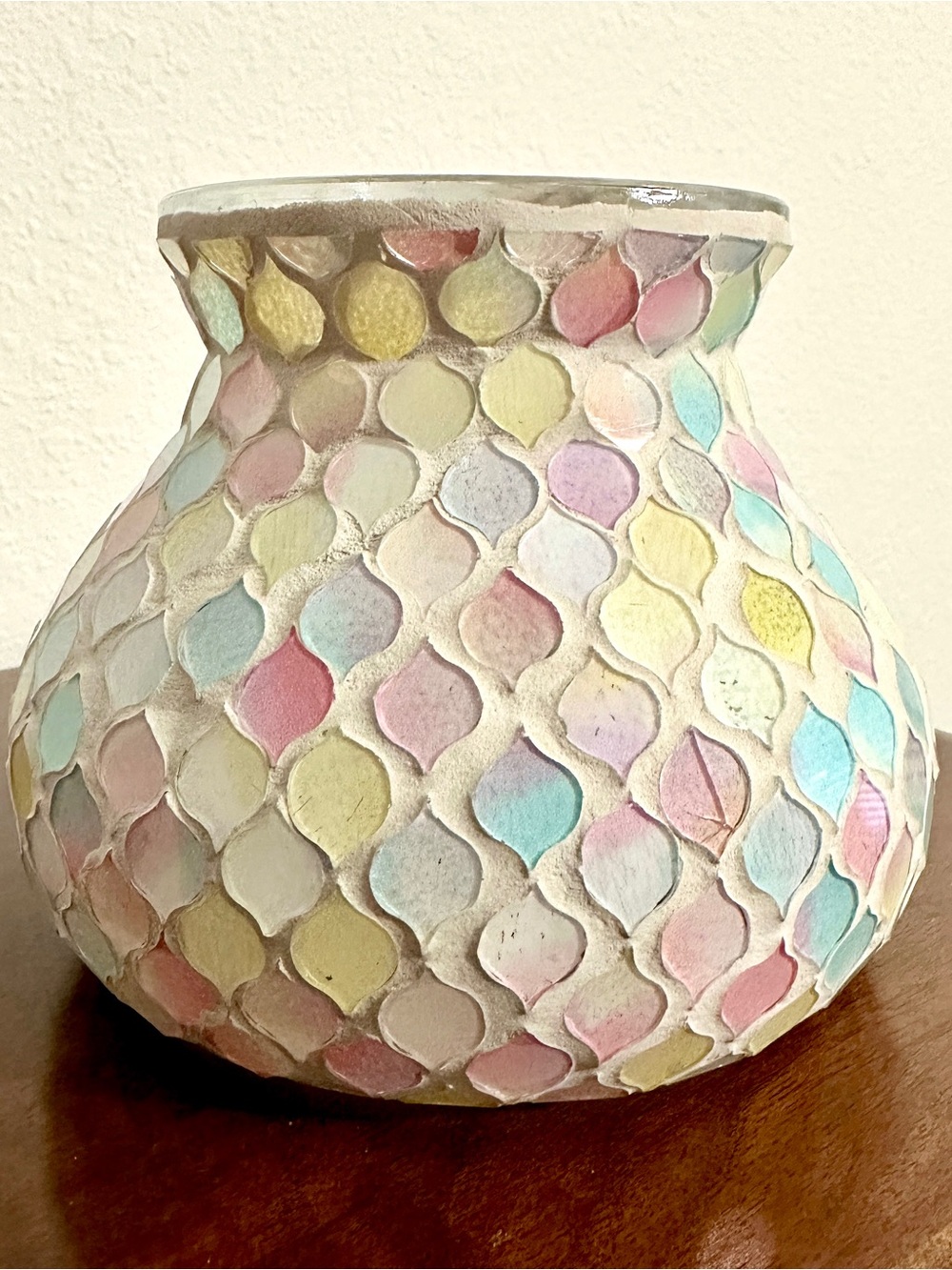 Mosaic Pastel Teardrop Glass Vase - Picture 5 of 6